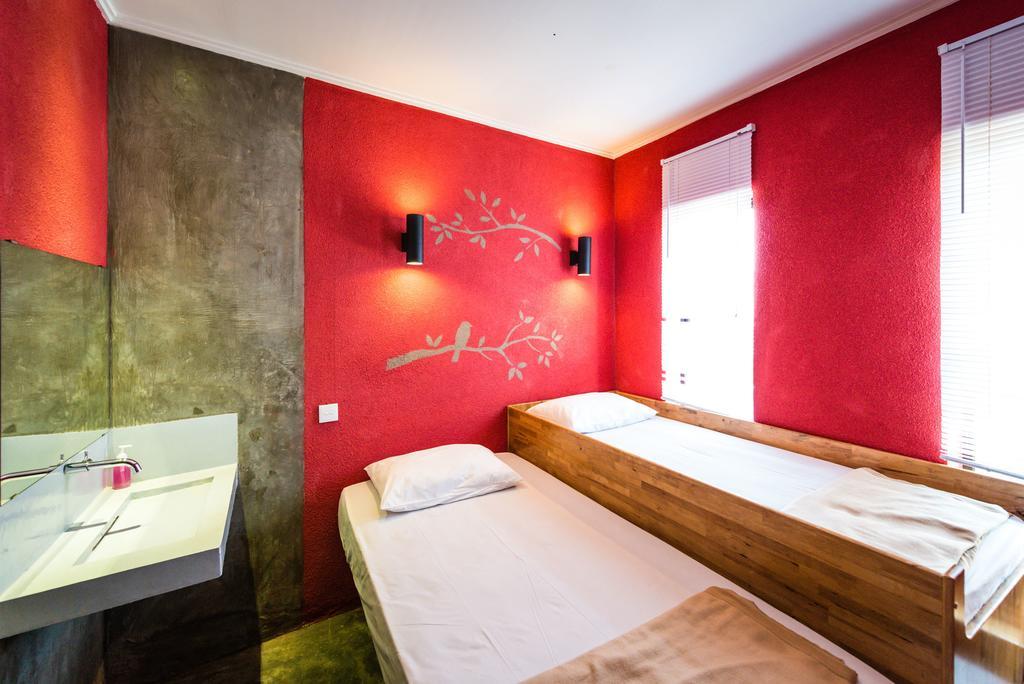 Kayun Hostel Legian Kamer foto