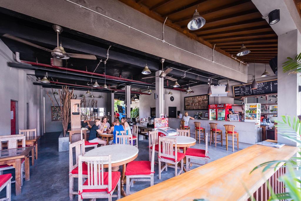 Kayun Hostel Legian Kamer foto